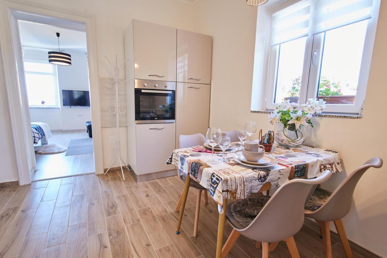 Apartman Manuela *