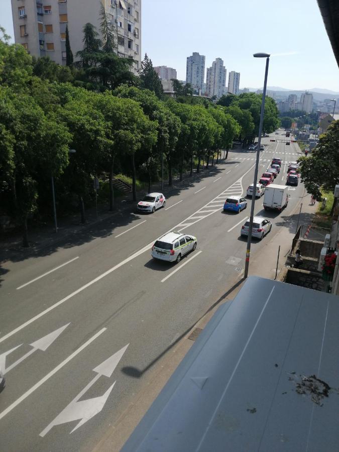 Manuela Apartman *